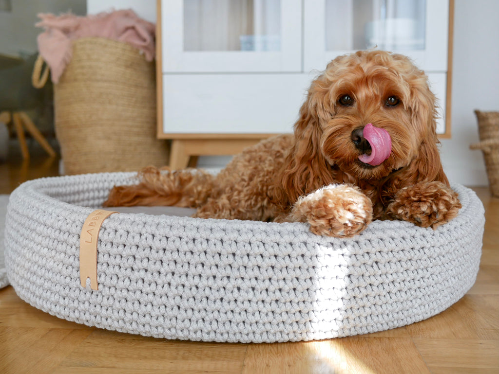 Cama ovalada artesanal Lukko para perros